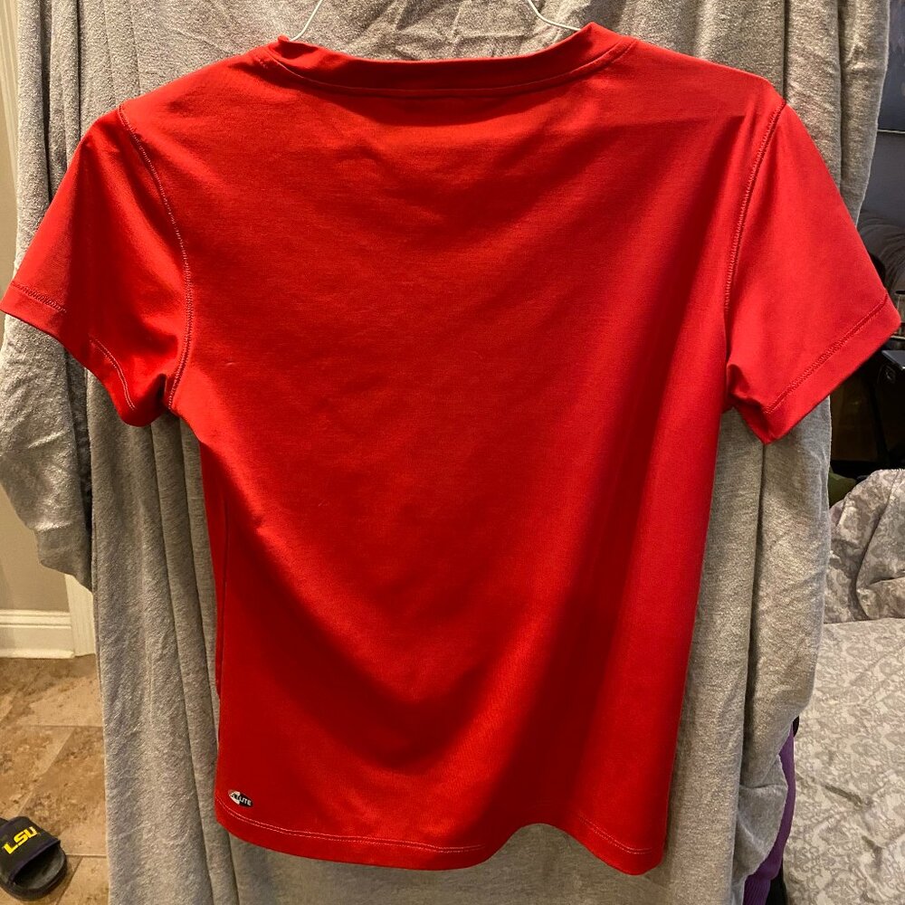 ADIDAS Clima365 ATHLETIC Top Shirt T-Shirt RED Short Sleeve V-neck Womens SMALL - Picture 5 of 5